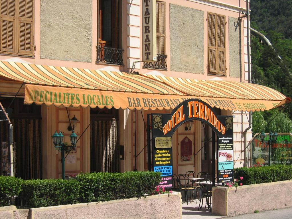 Chambres D'Hotes Le Terminus Fontan Esterno foto